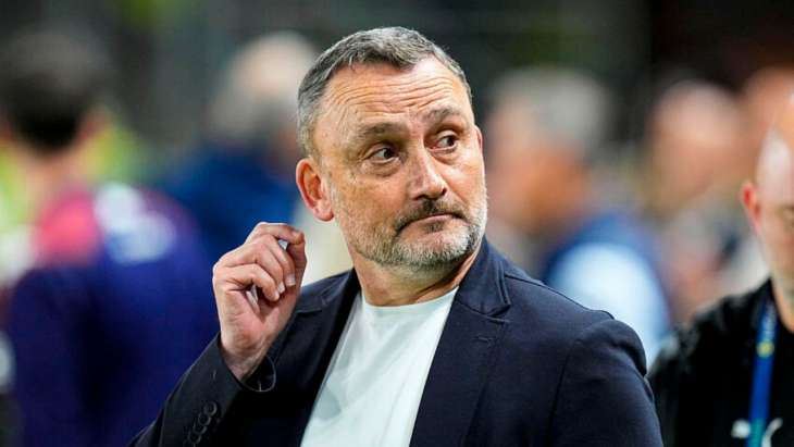 رين الفرنسي يعين فرانك إيز مدربًا جديدًا للفريق