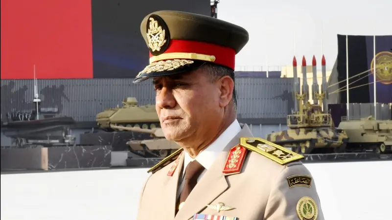 الرئيس السيسي يعين أشرف زاهر وزيراً للدفاع والإنتاج الحربي