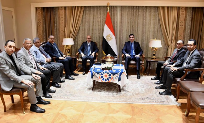 وزير الشباب والرياضة يستقبل مجلس إدارة النادي الإسماعيلي