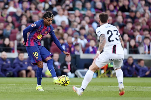 برشلونة يفوز على مايوركا 3-0 ويعزز صدارته للدوري الإسباني