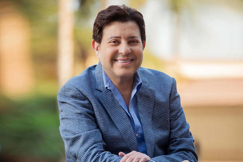 أخر تطورات الحالة الصحية لهاني شاكر