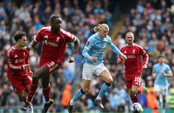 مانشستر سيتي يكتسح ليفربول 4-0 في كأس الاتحاد الإنجليزي