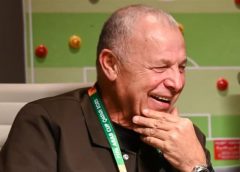 الأهلي يطالب هاني أبوريدة بالاعتذار بعد تصريحات أوسكار رويز