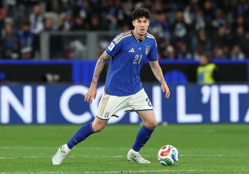 برشلونة يسعي بقوة لضم مدافع إنتر