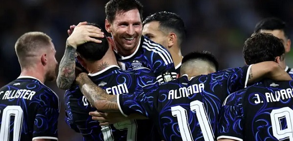 الأرجنتين تكتسح زامبيا 5-0 وديًا استعدادا لكأس العالم