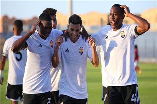 الجونة يتقدم على زد 2-1 في الشوط الأول