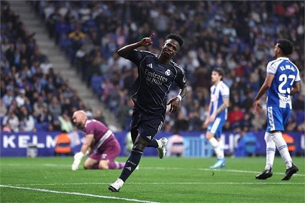 ريال مدريد يفوز علي إسبانيول 2-0 في الدوري الإسباني